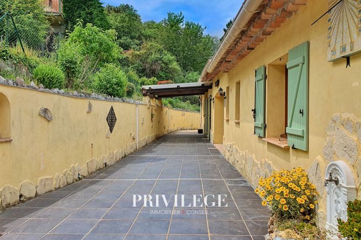 Image No.24-4 Bed House for sale