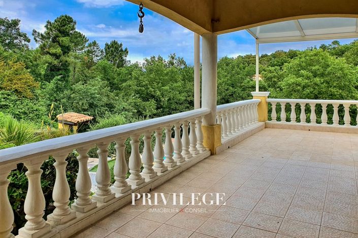 Image No.4-4 Bed House for sale