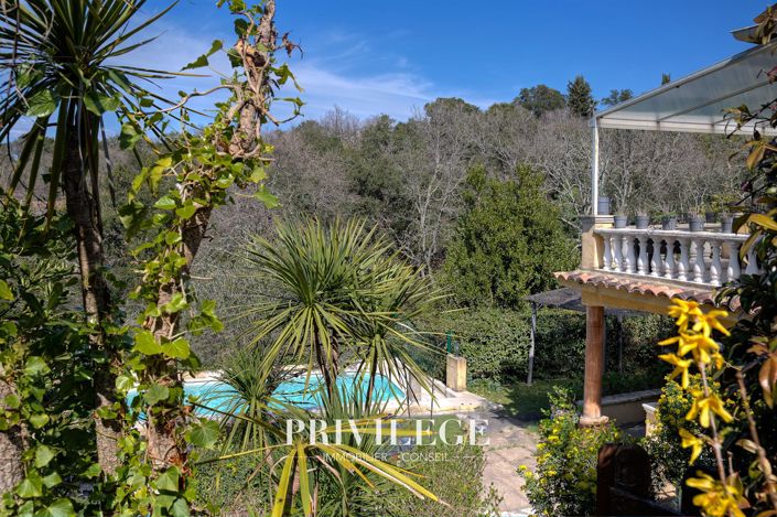 Image No.6-4 Bed House for sale