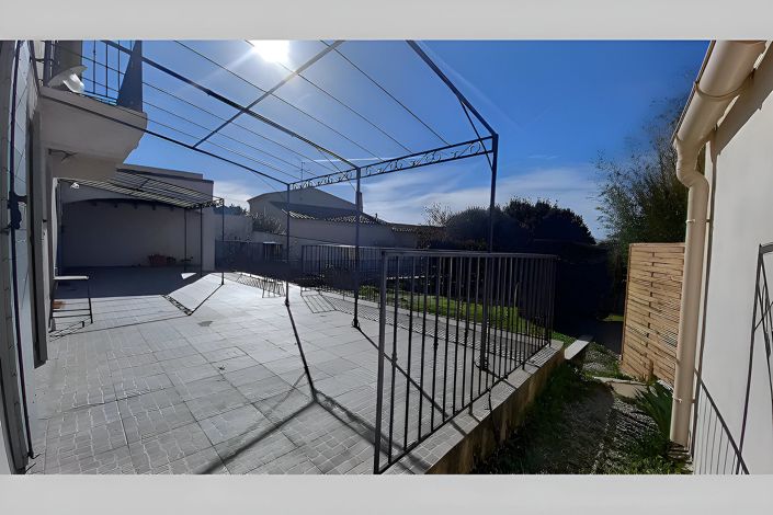 Image No.4-4 Bed House for sale