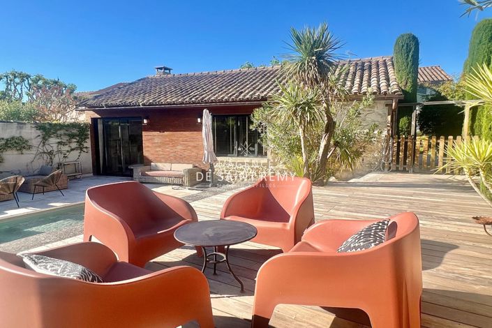 Image No.6-4 Bed House for sale