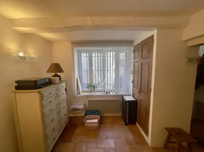 Image No.12-3 Bed House for sale