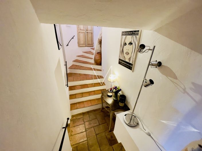 Image No.13-3 Bed House for sale