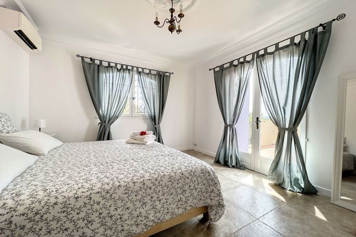 Image No.10-Maison de 6 chambres à vendre à Valbonne