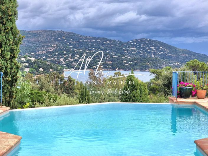 Image No.13-Maison de 5 chambres à vendre à Le Lavandou