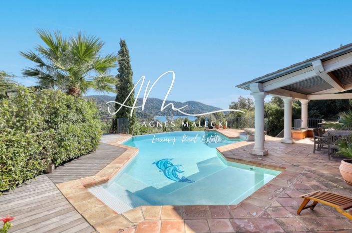 Image No.4-Maison de 5 chambres à vendre à Le Lavandou