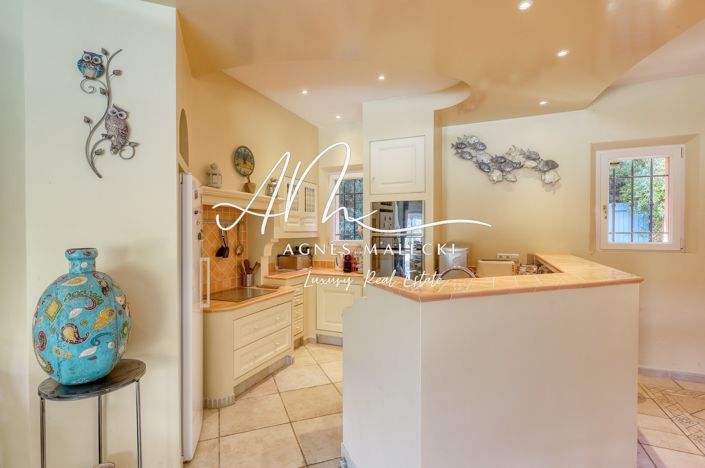 Image No.8-Maison de 5 chambres à vendre à Le Lavandou