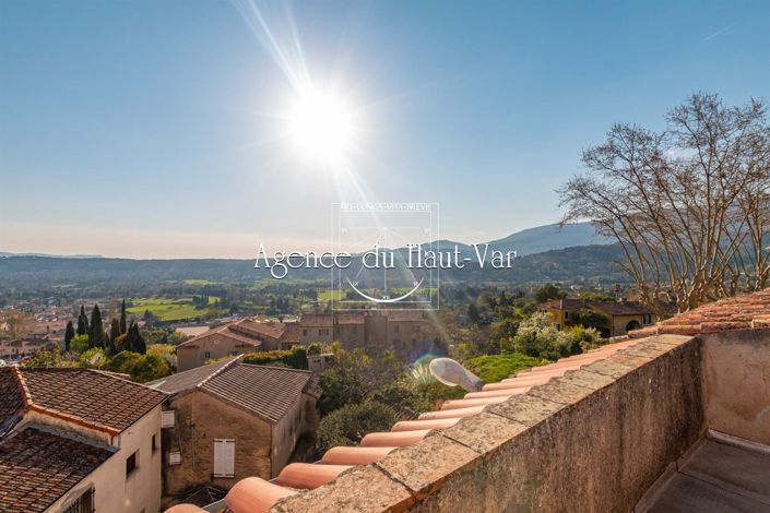 Image No.11-3 Bed House for sale