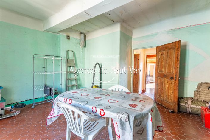 Image No.15-3 Bed House for sale