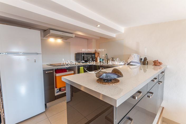 Image No.16-3 Bed House for sale