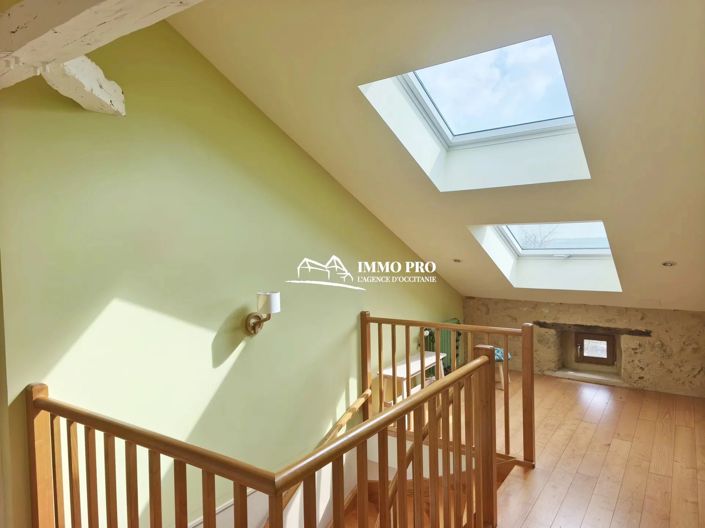 Image No.17-8 Bed House for sale