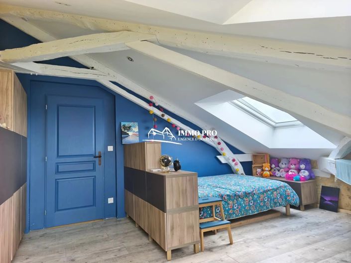 Image No.21-8 Bed House for sale