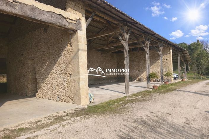 Image No.22-8 Bed House for sale