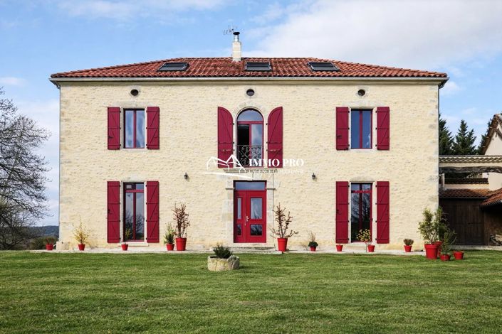 Image No.23-8 Bed House for sale