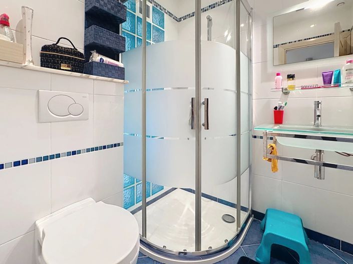 Image No.19-4 Bed House for sale