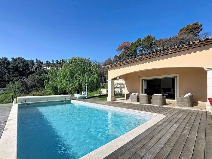 Image No.24-4 Bed House for sale