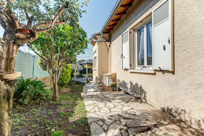 Image No.4-3 Bed House for sale