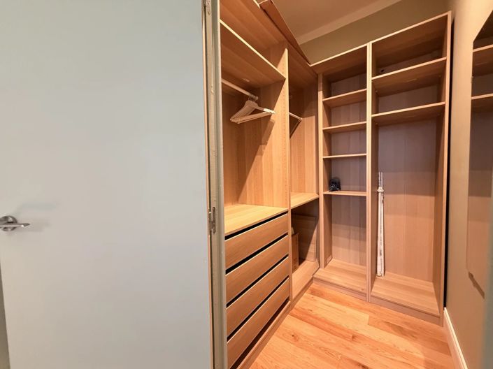 Image No.8-3 Bed Apartment for sale