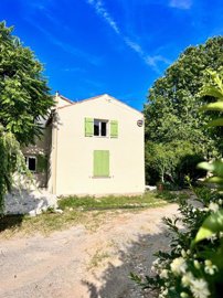 1 - Les Mées, House