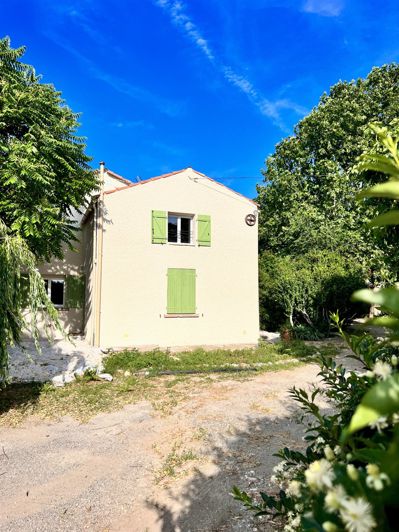 Image No.5-5 Bed House for sale