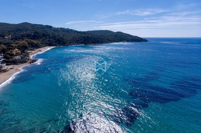 Image No.3-5 Bed House for sale