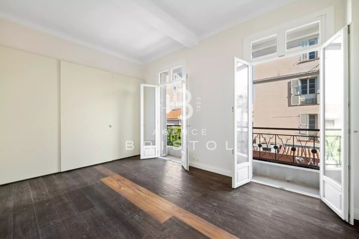 Image No.9-4 Bed Apartment for sale