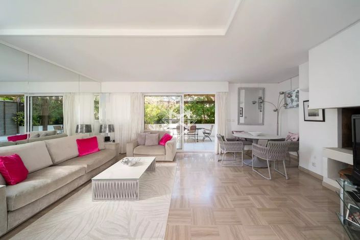 Image No.3-5 Bed Apartment for sale