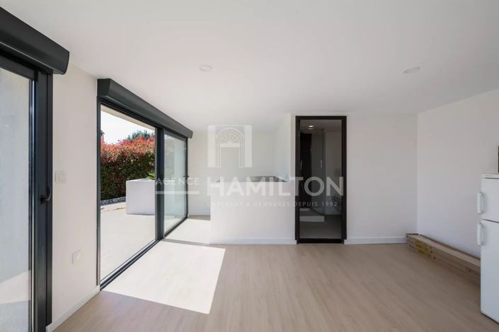 Image No.16-3 Bed House for sale