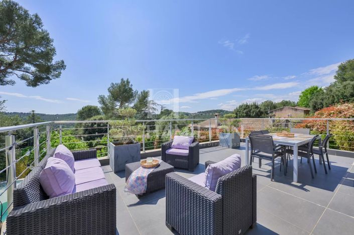 Image No.20-3 Bed House for sale