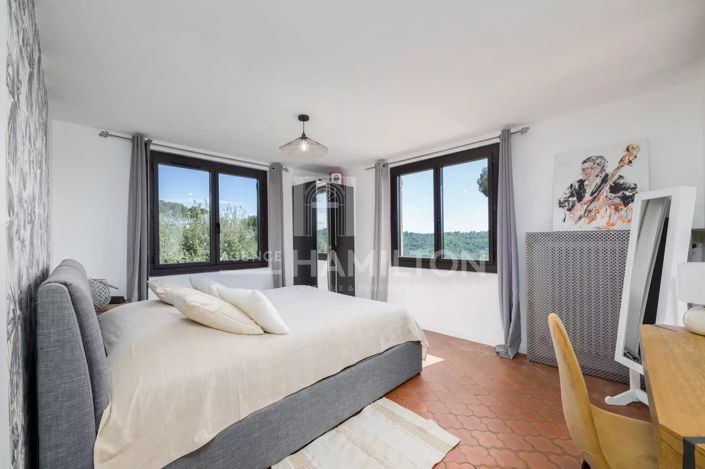 Image No.26-3 Bed House for sale