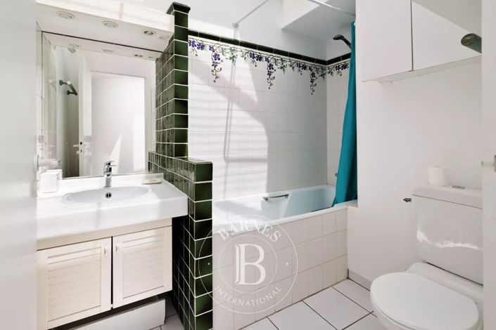 Image No.9-1 Bed Apartment for sale
