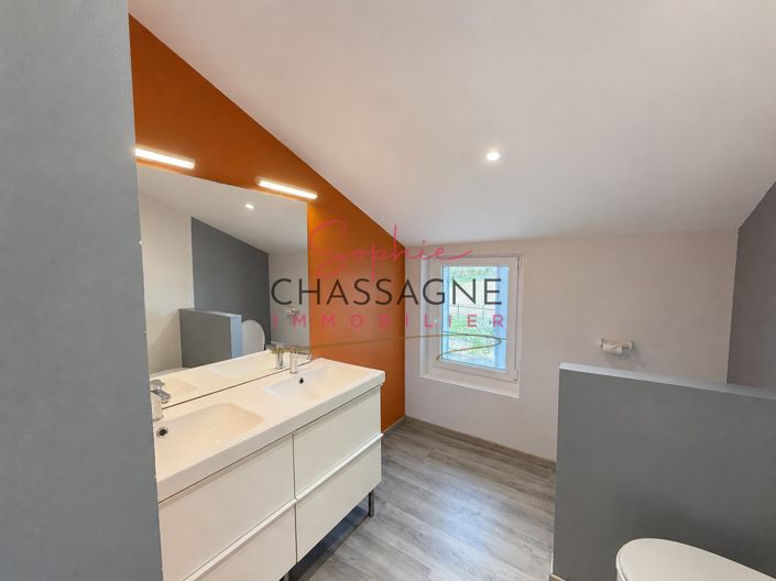 Image No.18-6 Bed House for sale