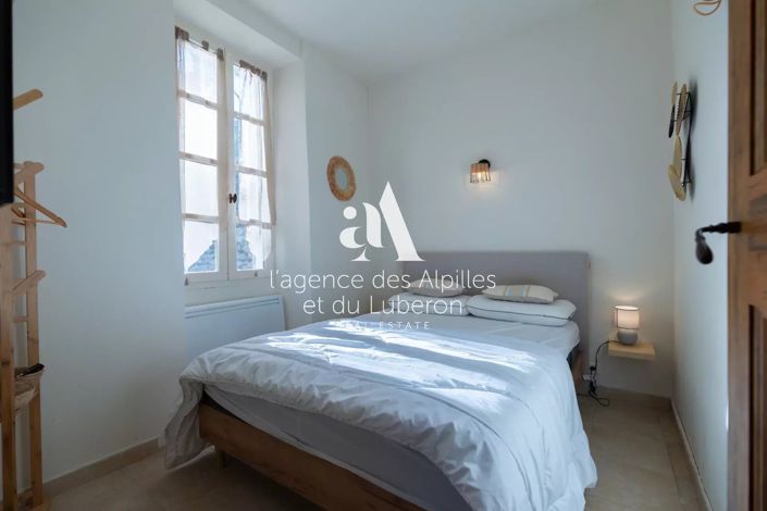 Image No.10-Maison de 5 chambres à vendre à Oppède