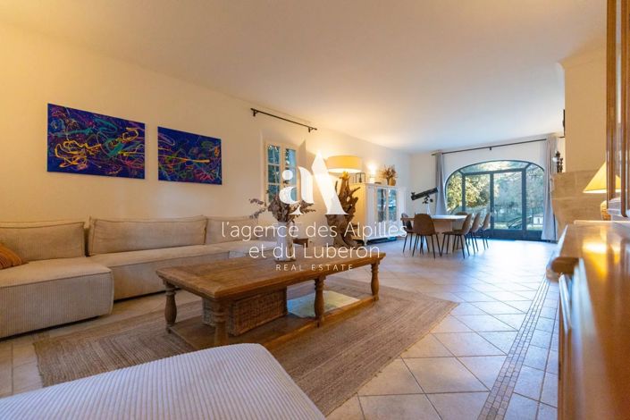 Image No.4-Maison de 5 chambres à vendre à Oppède