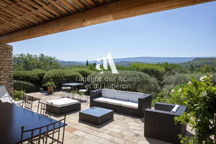 Image No.6-5 Bed House for sale