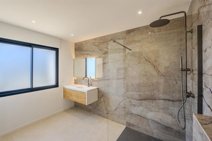 Image No.23-Maison de 5 chambres à vendre à Châteauneuf-Grasse