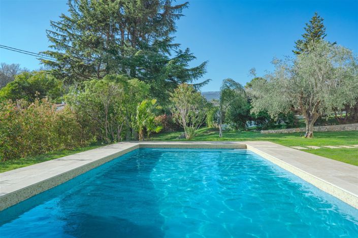 Image No.4-Maison de 5 chambres à vendre à Châteauneuf-Grasse