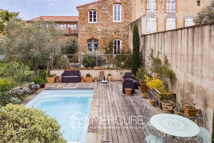 Image No.3-5 Bed House for sale