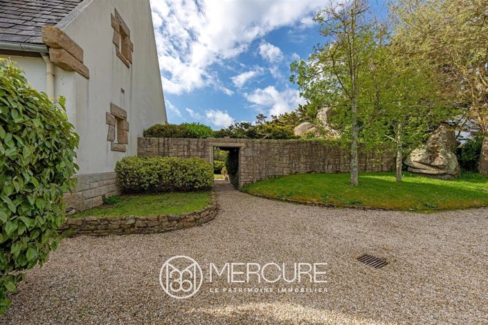 Image No.10-5 Bed House for sale