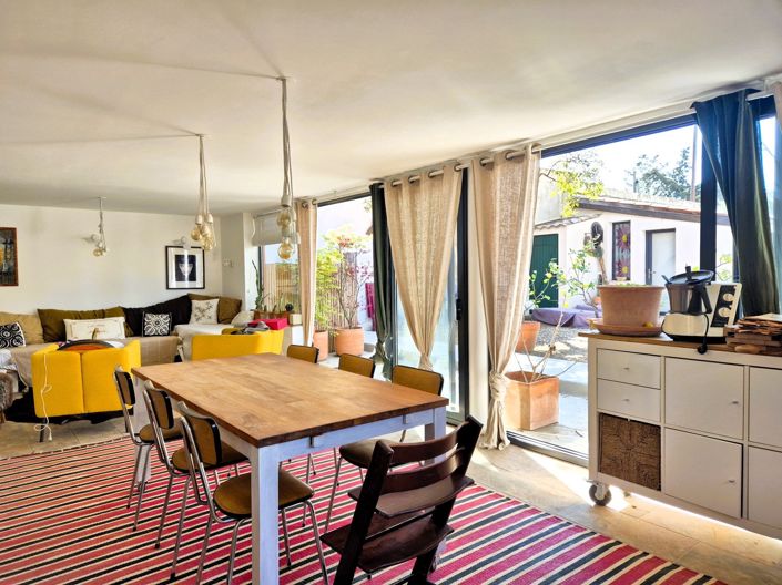 Image No.22-6 Bed House for sale