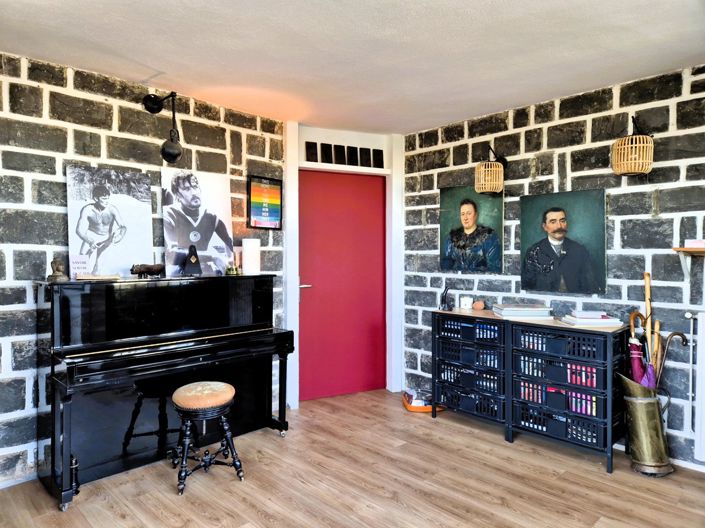 Image No.4-6 Bed House for sale