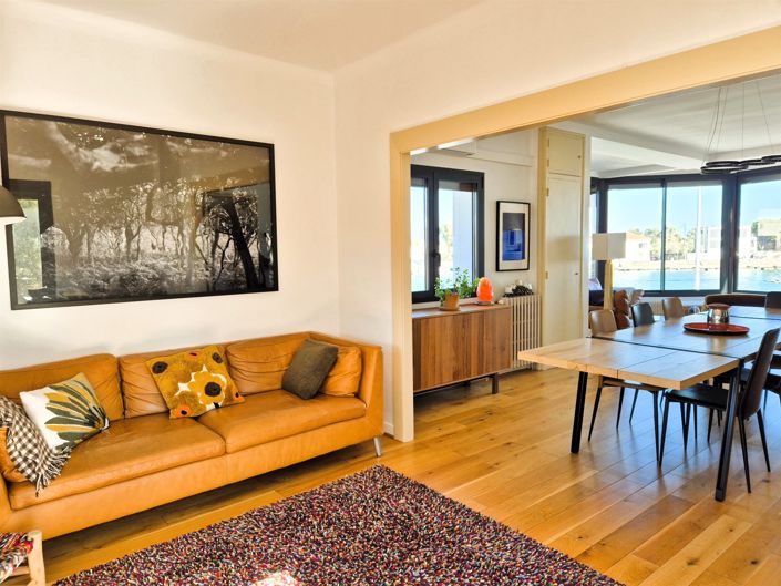 Image No.6-6 Bed House for sale