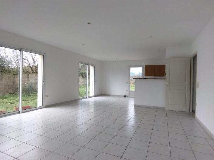 Image No.2-2 Bed House for sale