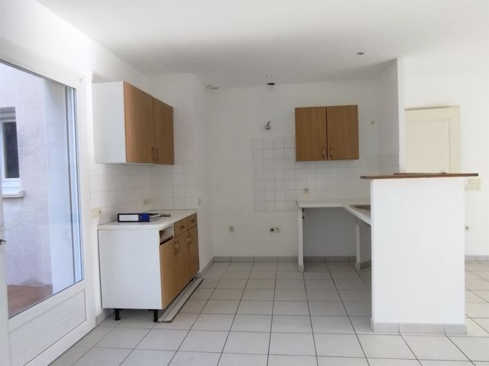 Image No.3-2 Bed House for sale