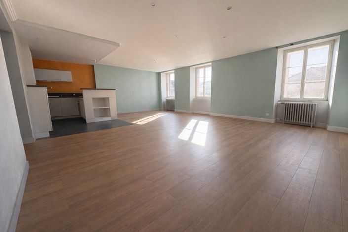 Image No.2-Appartement de 5 chambres à vendre à Les Herbiers