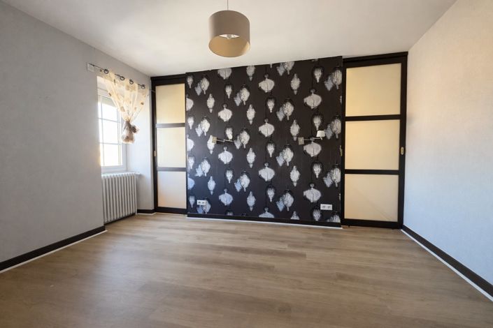 Image No.5-Appartement de 5 chambres à vendre à Les Herbiers