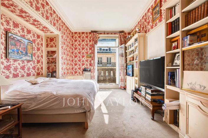 Image No.19-5 Bed Apartment for sale