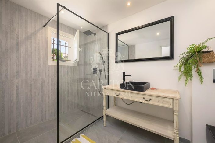 Image No.14-4 Bed House for sale