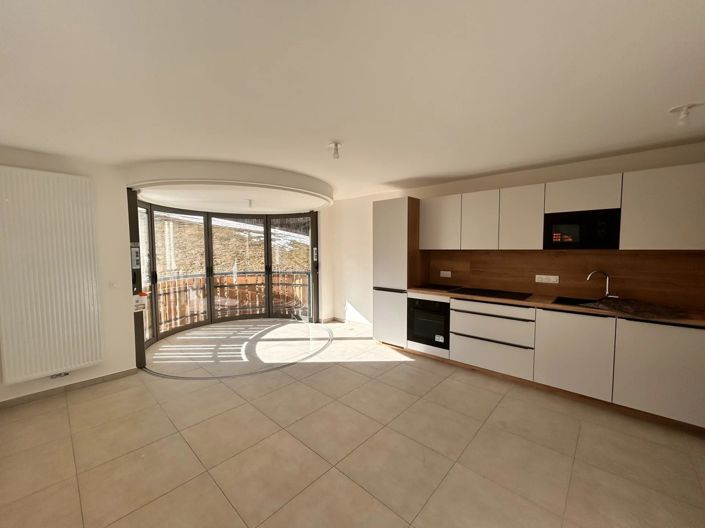 Image No.2-Appartement de 2 chambres à vendre à Abondance