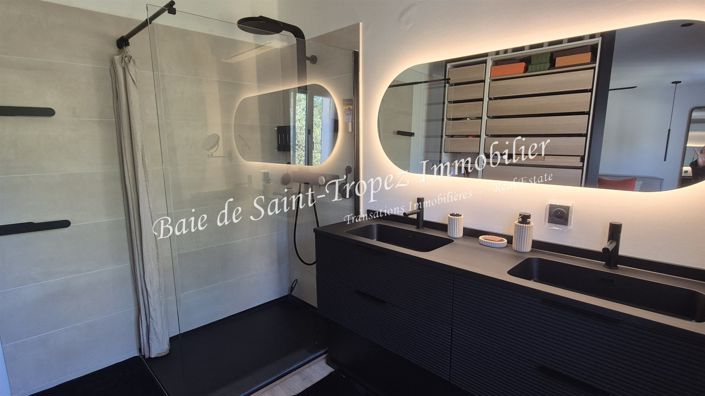 Image No.18-4 Bed House for sale